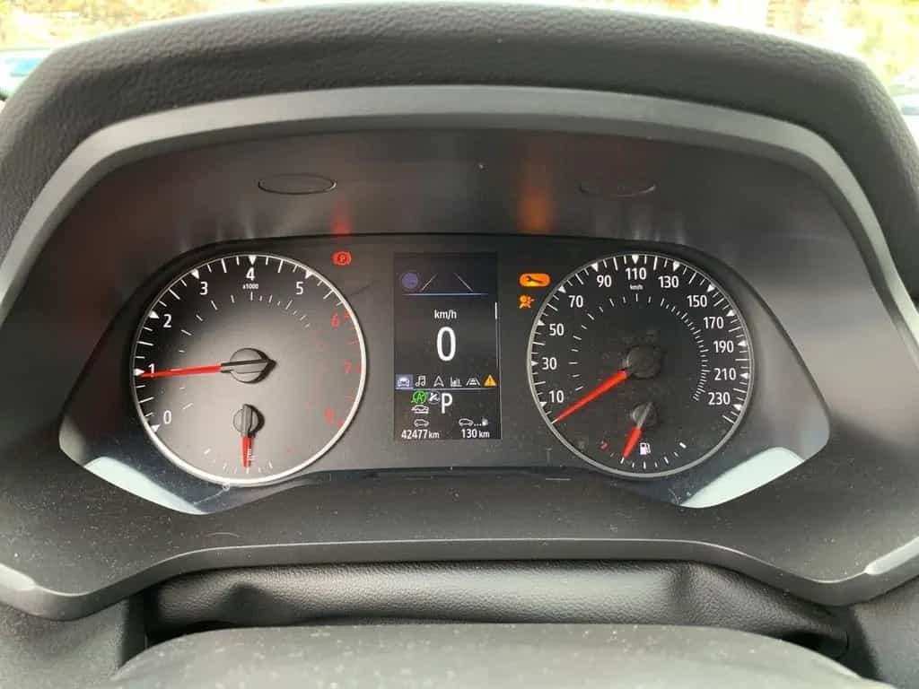 Renault Captur ZEN 1.3 TCe 140 LED+KLIMA+NAVI+ISOFIX+DAB 06/2022-photo-15