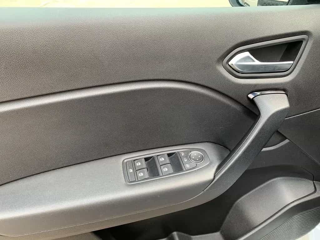 Renault Captur ZEN 1.3 TCe 140 LED+KLIMA+NAVI+ISOFIX+DAB 06/2022-photo-19
