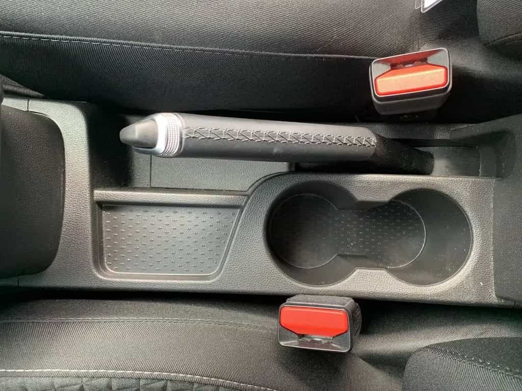 Renault Captur ZEN 1.3 TCe 140 LED+KLIMA+NAVI+ISOFIX+DAB 06/2022-photo-29