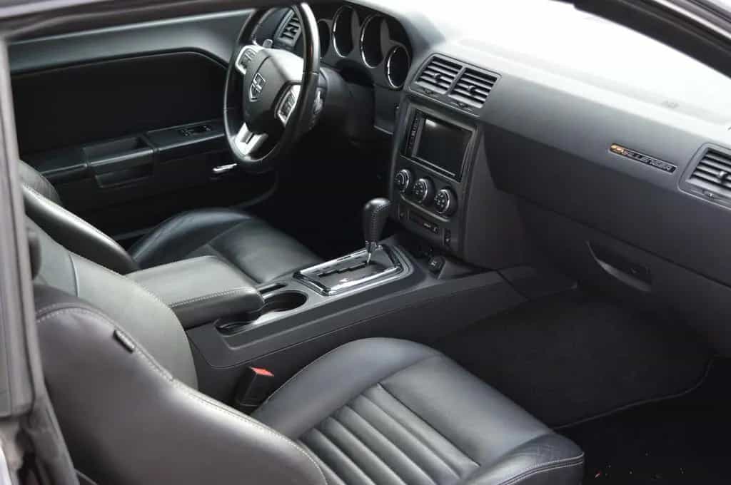 Dodge Challenger 03/2012-photo-3