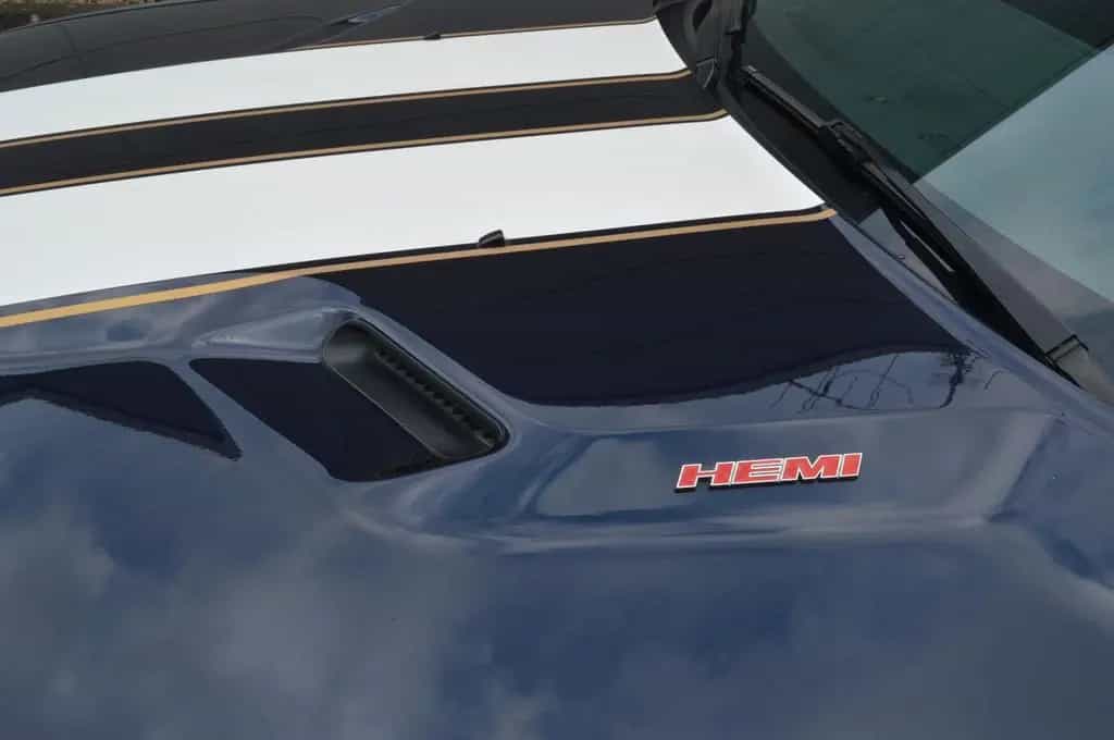 Dodge Challenger 03/2012-photo-4