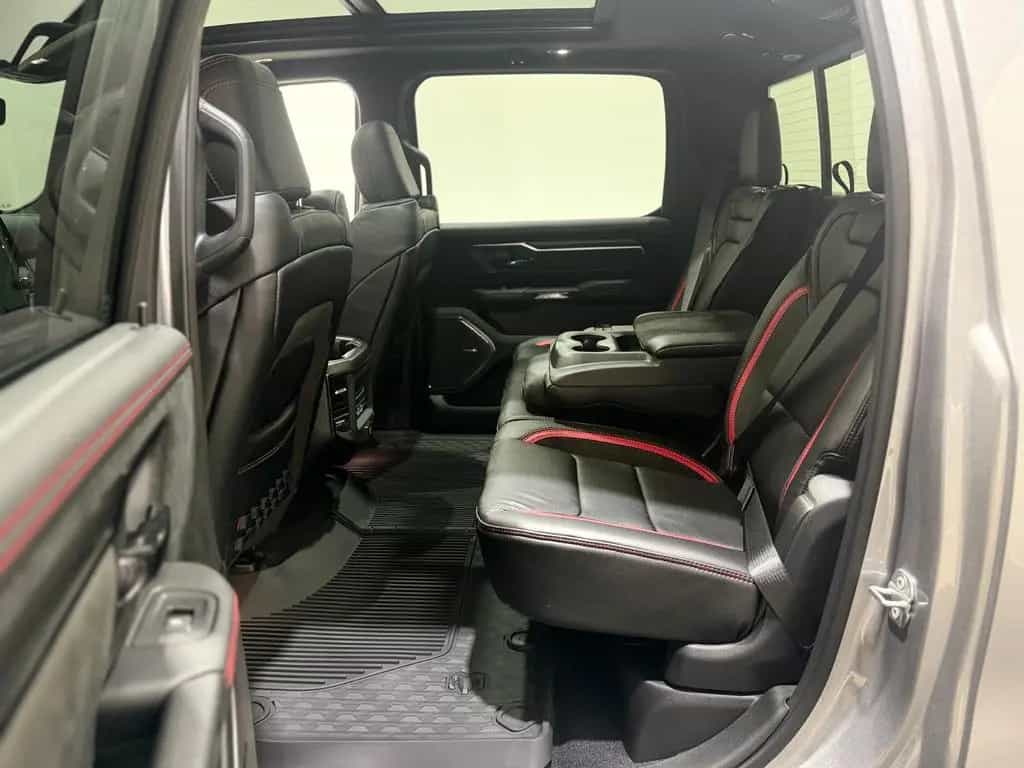 Dodge RAM 1500 RHO H/O null-photo-12