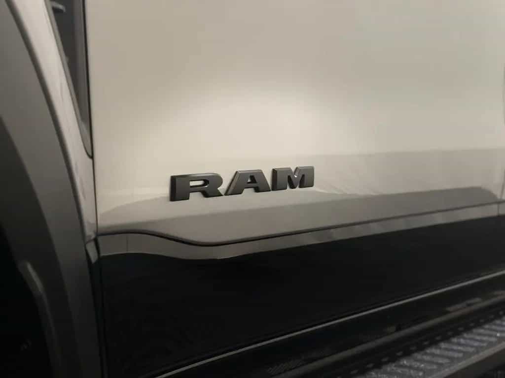 Dodge RAM 1500 RHO H/O null-photo-8
