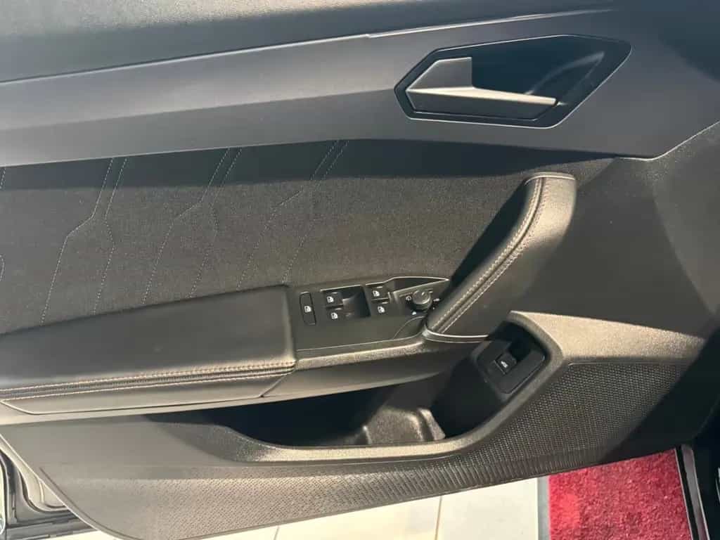 Cupra Formentor 1.5 eTSI KAMERA*KEYLES 09/2024-photo-10