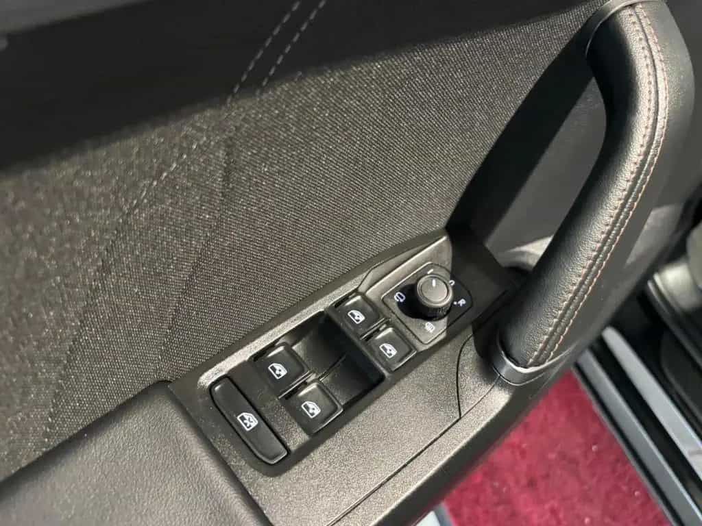 Cupra Formentor 1.5 eTSI KAMERA*KEYLES 09/2024-photo-11