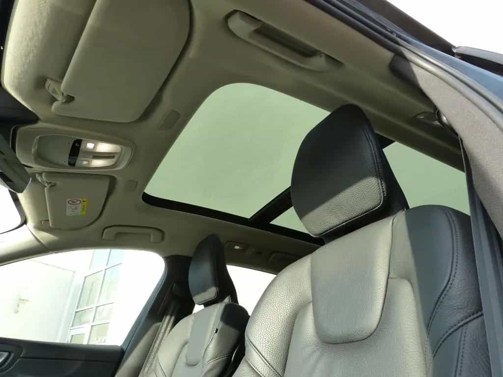 Volvo XC60 B5 Ultimate Dark AWD SD*StdHz 12/2022-photo-11