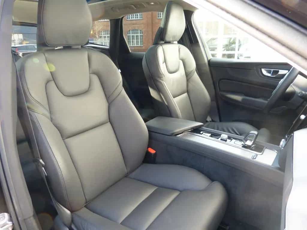Volvo XC60 B5 Ultimate Dark AWD SD*StdHz 12/2022-photo-14