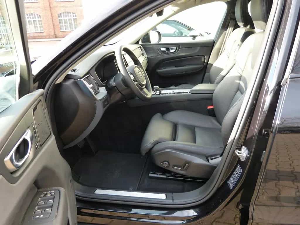 Volvo XC60 B5 Ultimate Dark AWD SD*StdHz 12/2022-photo-8