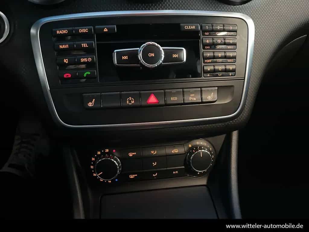 Mercedes-Benz A 180 Urban PARKTRONIC/Rückfahrkamera/Tempomat 05/2013-photo-23
