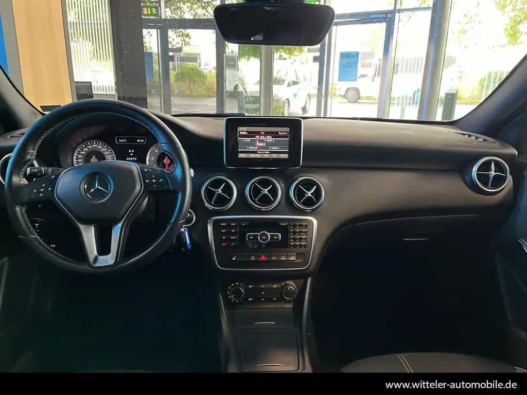 Mercedes-Benz A 180 Urban PARKTRONIC/Rückfahrkamera/Tempomat 05/2013-photo-7