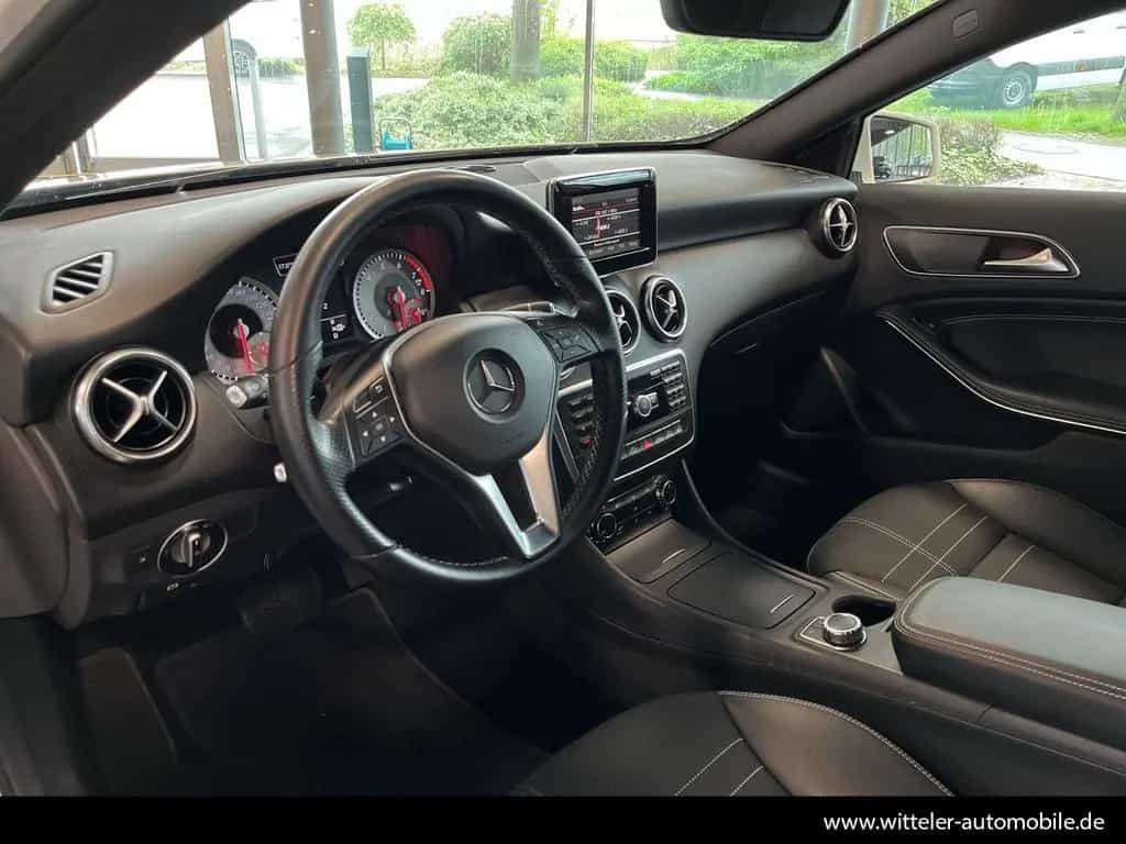Mercedes-Benz A 180 Urban PARKTRONIC/Rückfahrkamera/Tempomat 05/2013-photo-8