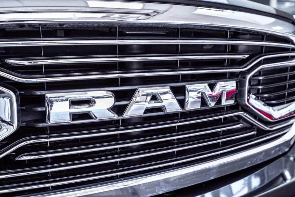 Dodge RAM 1500 Limited*Gas*Memory*ShZg*Cam*VOLL*TOP* 07/2017-photo-7