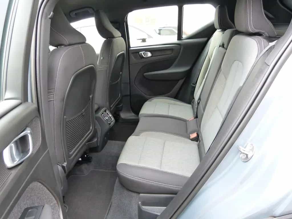 Volvo XC40 B3 Plus Dark ACC BLIS AHK 02/2023-photo-13