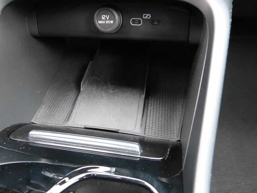 Volvo XC40 B3 Plus Dark ACC BLIS AHK 02/2023-photo-21