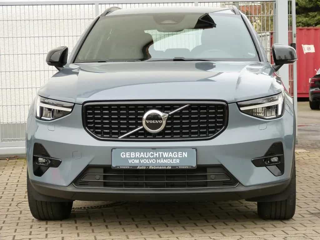 Volvo XC40 B3 Plus Dark ACC BLIS AHK 02/2023-photo-3