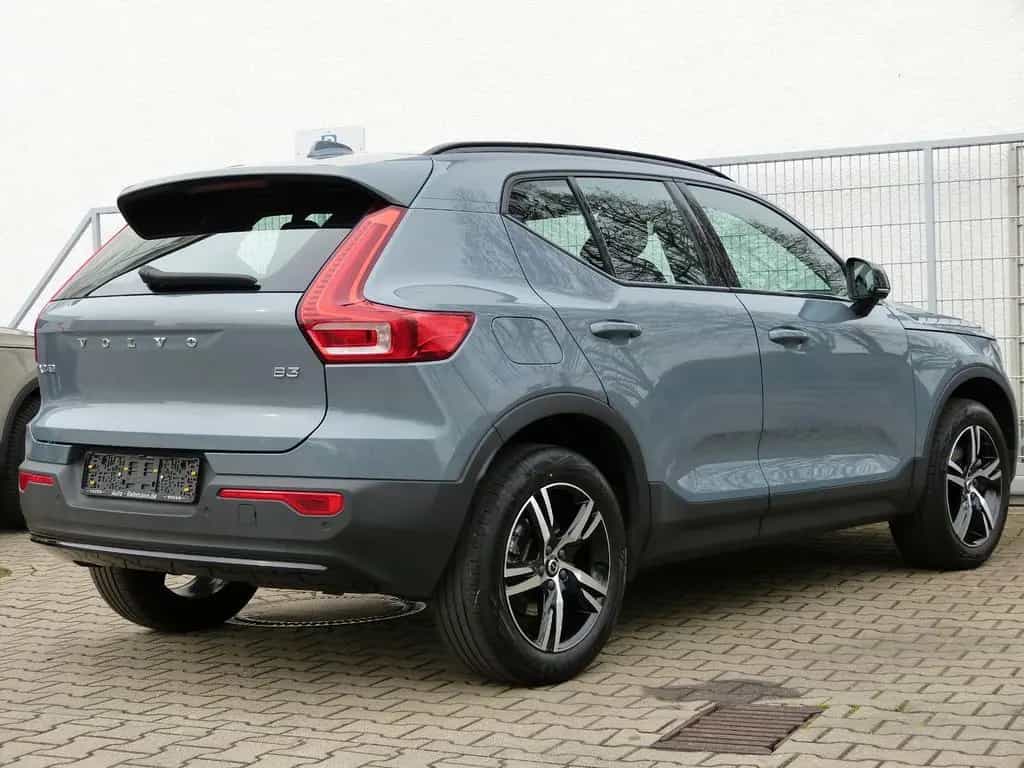 Volvo XC40 B3 Plus Dark ACC BLIS AHK 02/2023-photo-5