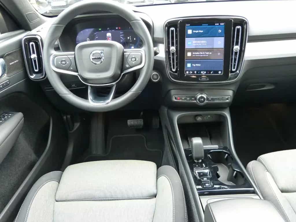 Volvo XC40 B3 Plus Dark ACC BLIS AHK 02/2023-photo-9