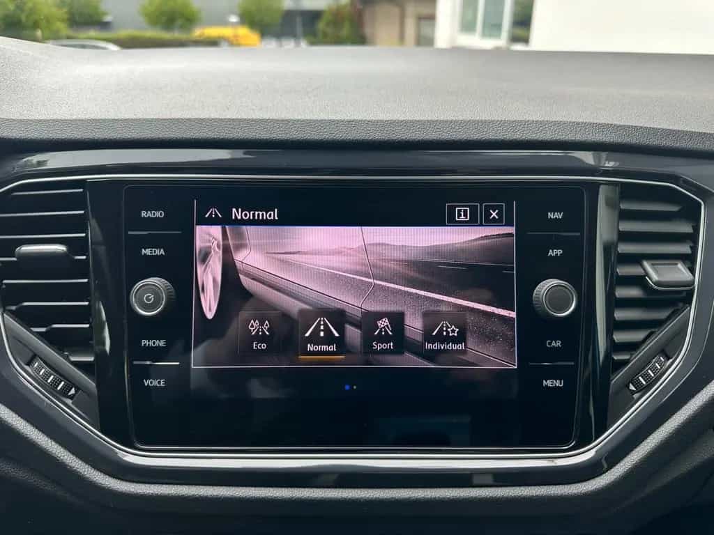 Volkswagen T-Roc 2.0 TFSI Sport 4M ACC LED KAMERA VIRTUAL 08/2019-photo-25
