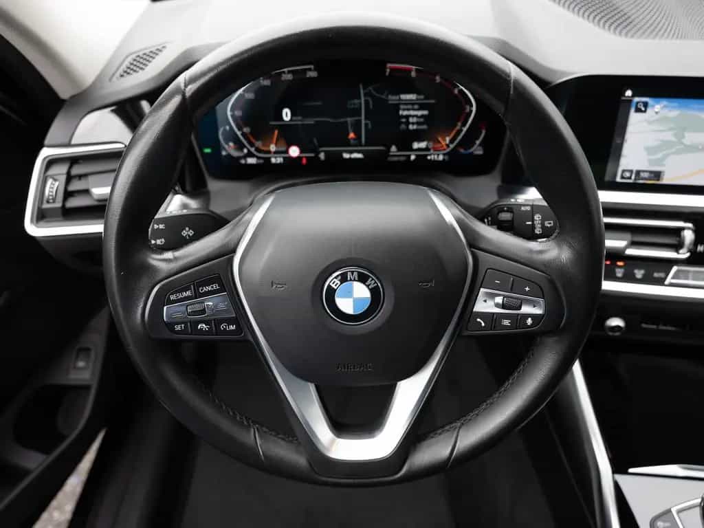 BMW 320 i Touring Advantage LED ACC NAVI SHZ PDC 03/2021-photo-12