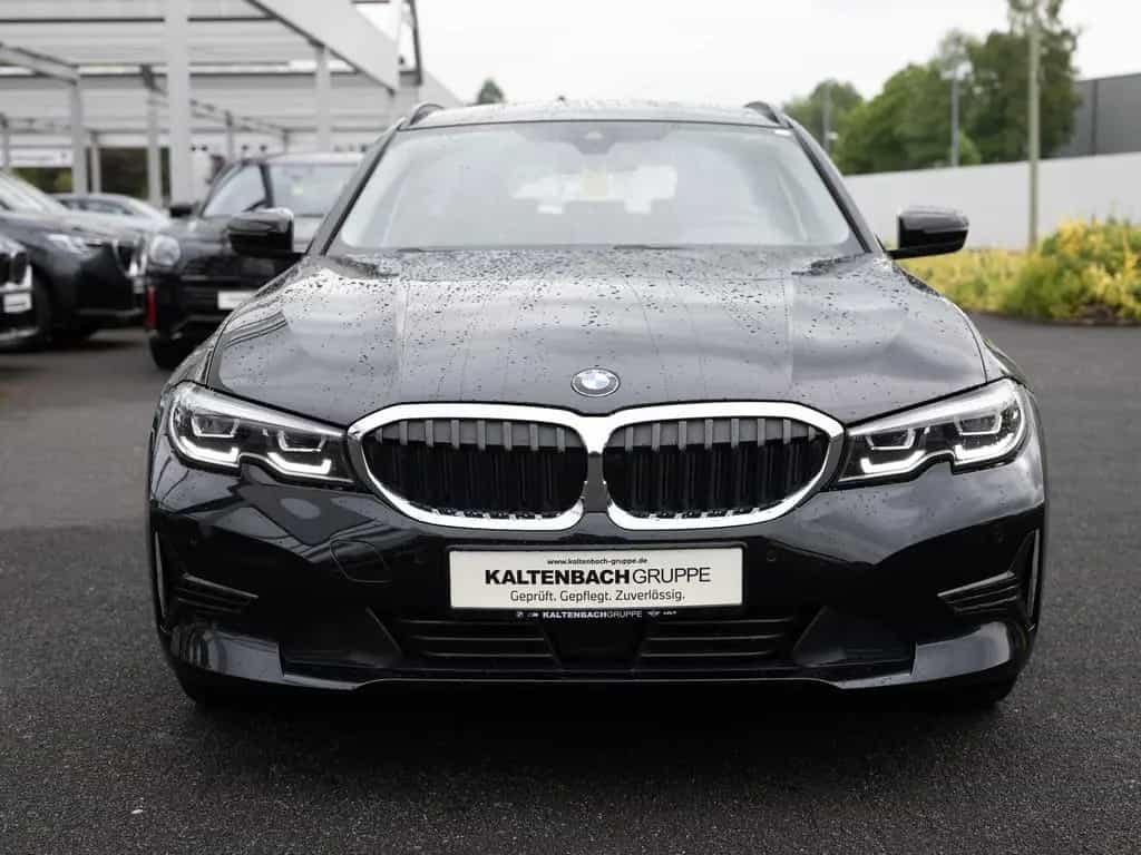 BMW 320 i Touring Advantage LED ACC NAVI SHZ PDC 03/2021-photo-2