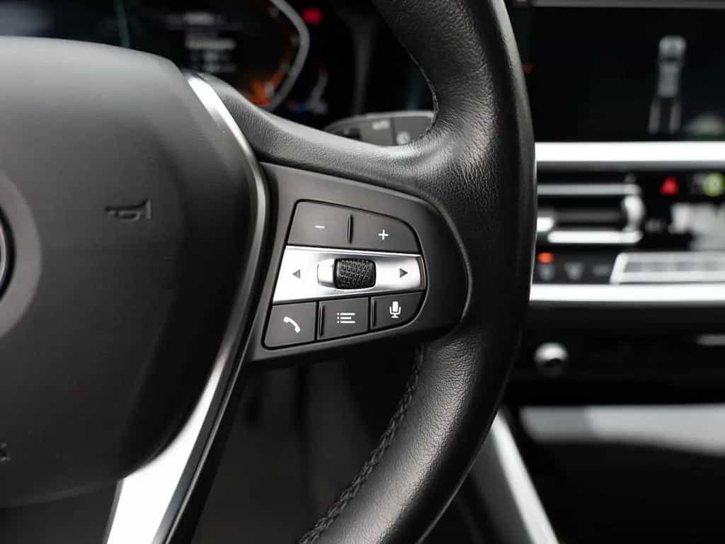 BMW 320 i Touring Advantage LED ACC NAVI SHZ PDC 03/2021-photo-20