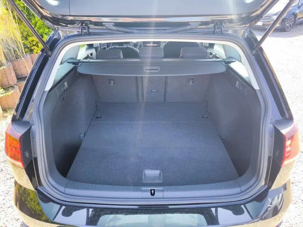 Volkswagen Golf Var 1.5 TSI DSG Highline*Navi,LED,SHZ,APP* 11/2019-photo-12