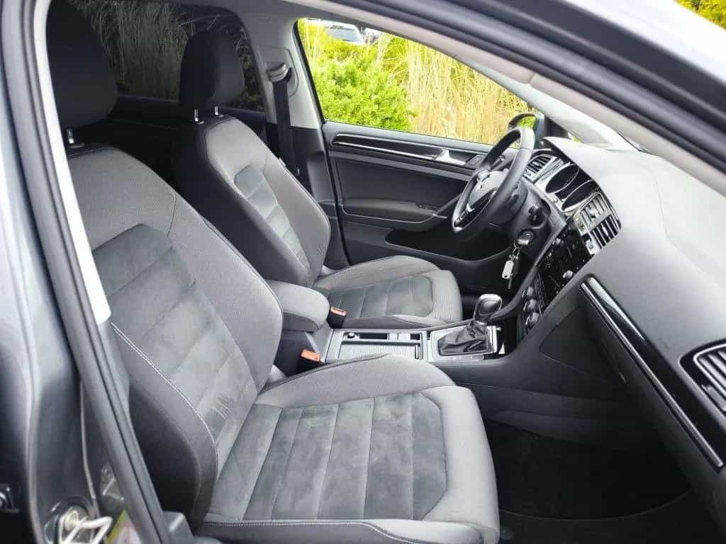Volkswagen Golf 1.5 TSI DSG Highline R-Line *Nav,SHZ,ACC* 08/2018-photo-7