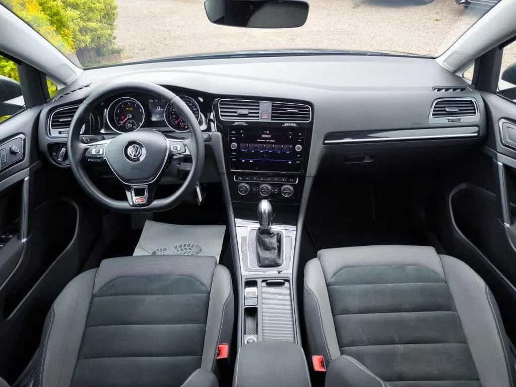 Volkswagen Golf 1.5 TSI DSG Highline R-Line *Nav,SHZ,ACC* 08/2018-photo-8