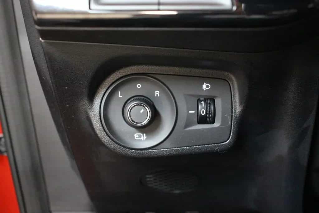 MG MG3 Hybrid+ Aut. ACC NAVI SHZ LED BT 360° 1.HAND 10/2025-photo-24