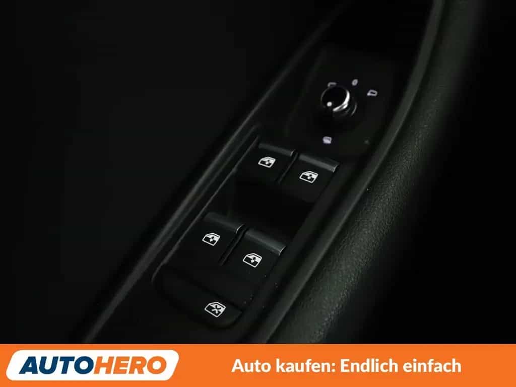 Audi A4 2.0 TFSI quattro Sport Aut.*S-LINE*NAVI*LED* 08/2018-photo-24