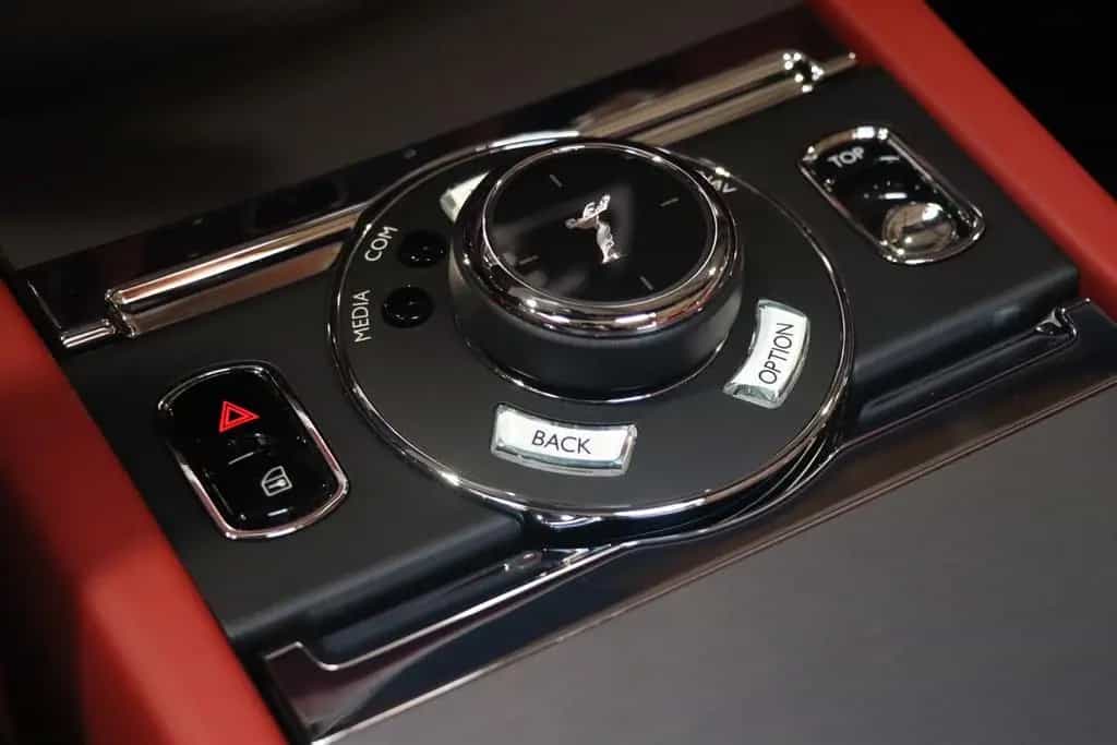 Rolls-Royce Dawn - Top View Camera - Full Service RR 01/2019-photo-13