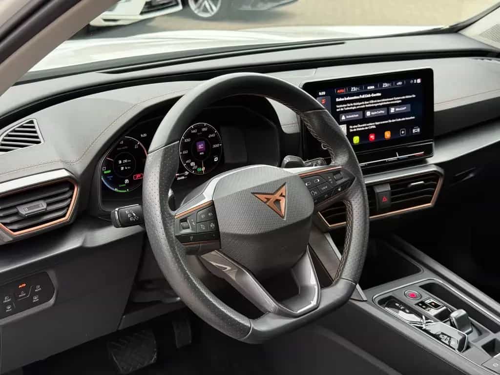 Cupra Formentor e-Hybrid,18-Zoll,R-Kamera,CarPlay,3-Zo 12/2023-photo-14