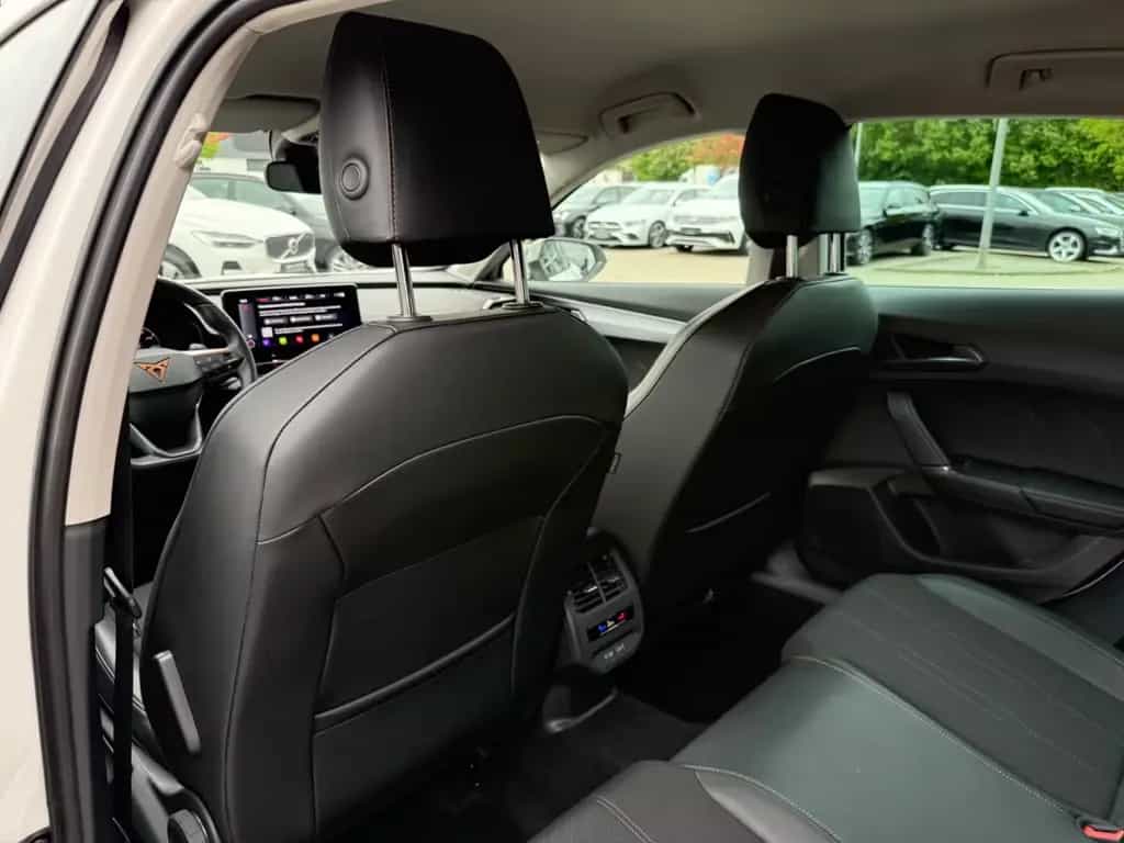 Cupra Formentor e-Hybrid,18-Zoll,R-Kamera,CarPlay,3-Zo 12/2023-photo-18