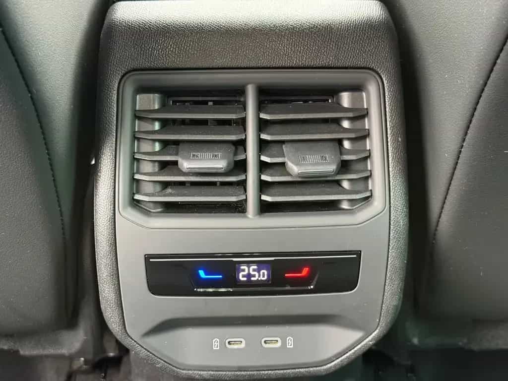 Cupra Formentor e-Hybrid,18-Zoll,R-Kamera,CarPlay,3-Zo 12/2023-photo-20