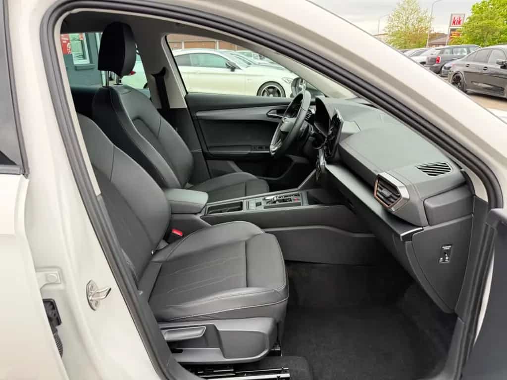 Cupra Formentor e-Hybrid,18-Zoll,R-Kamera,CarPlay,3-Zo 12/2023-photo-24
