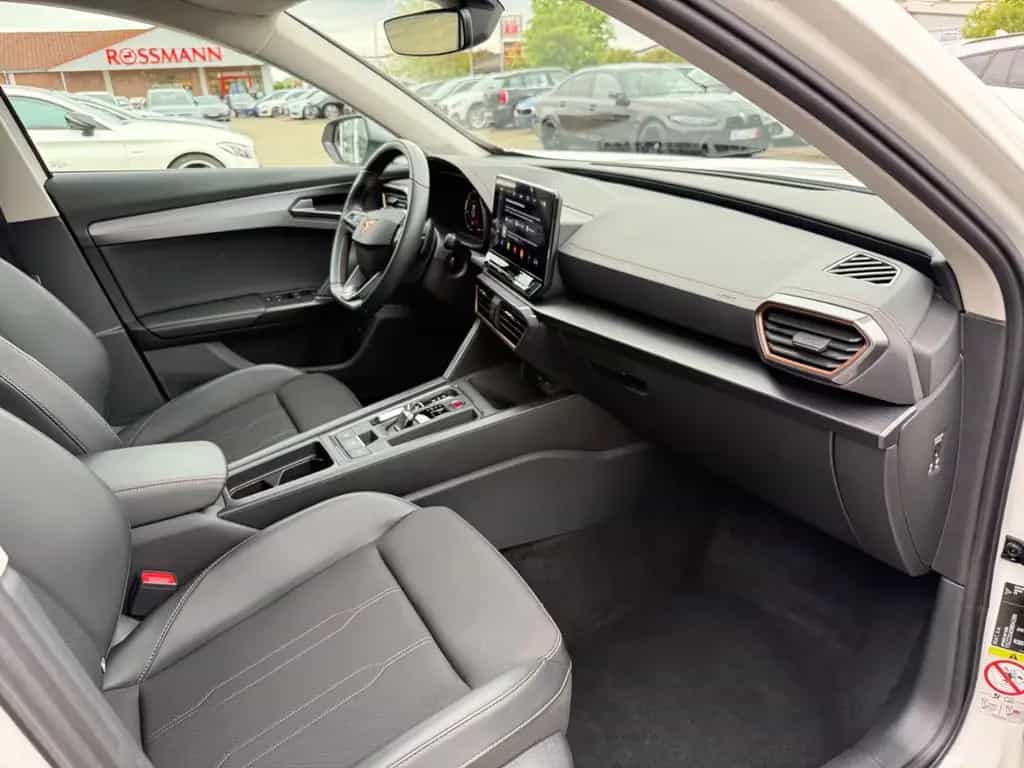 Cupra Formentor e-Hybrid,18-Zoll,R-Kamera,CarPlay,3-Zo 12/2023-photo-26