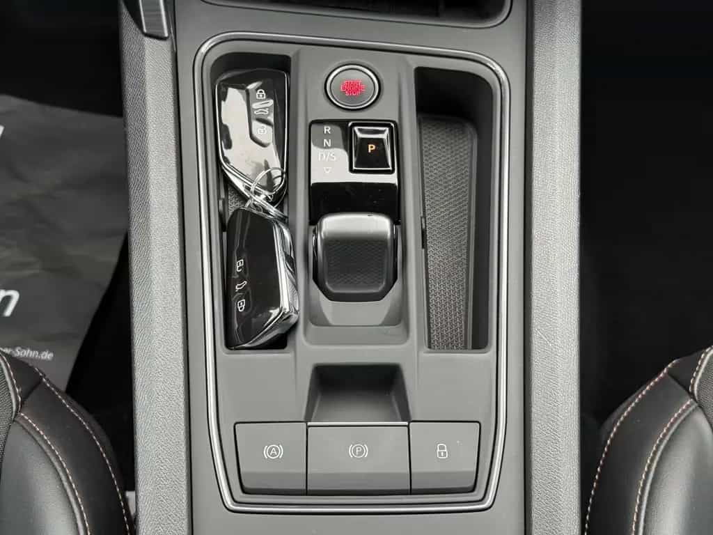 Cupra Formentor e-Hybrid,18-Zoll,R-Kamera,CarPlay,3-Zo 12/2023-photo-35