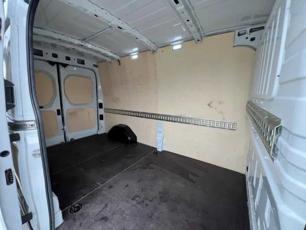 Maxus Deliver 9 Kasten L3H2 Luxury LED/Kamera/Klima 11/2024-photo-11