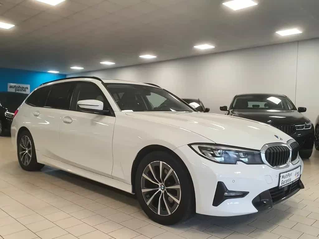 BMW 320 d Sport Line Aut/Navi/Stop&Go/Panarama/Leder 04/2021-photo-11