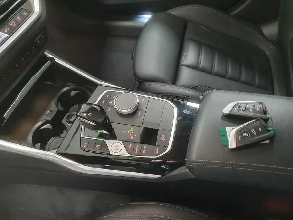 BMW 320 d Sport Line Aut/Navi/Stop&Go/Panarama/Leder 04/2021-photo-17