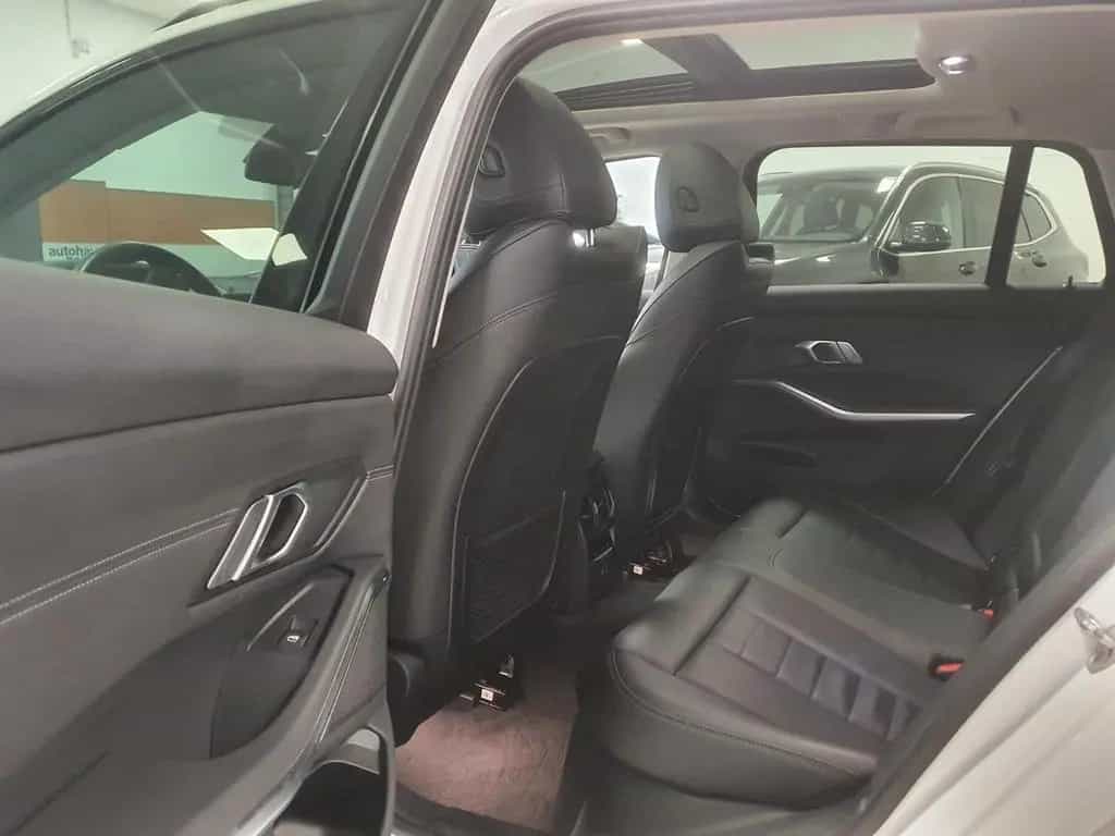 BMW 320 d Sport Line Aut/Navi/Stop&Go/Panarama/Leder 04/2021-photo-25