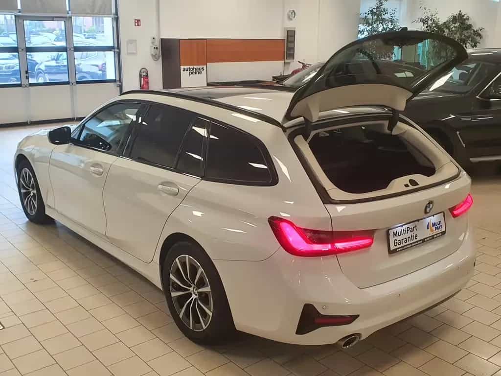 BMW 320 d Sport Line Aut/Navi/Stop&Go/Panarama/Leder 04/2021-photo-7