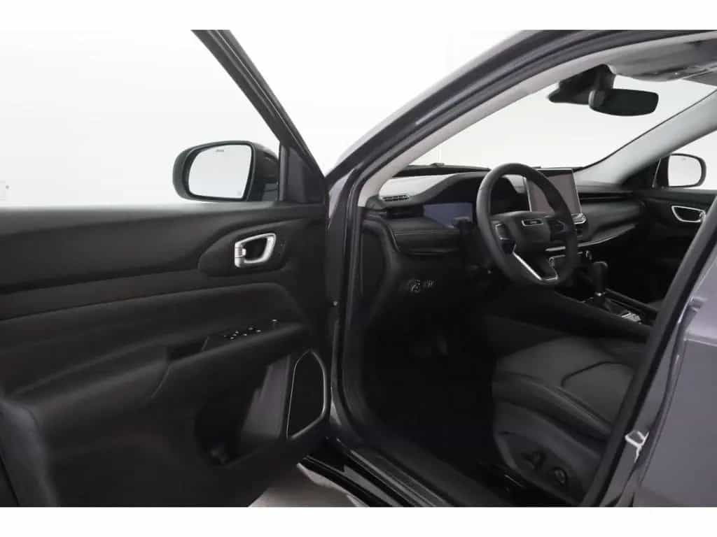 Jeep Compass 1.5Multi-Air Aut.Summit+LED+NAVI+KAMERA 05/2025-photo-15