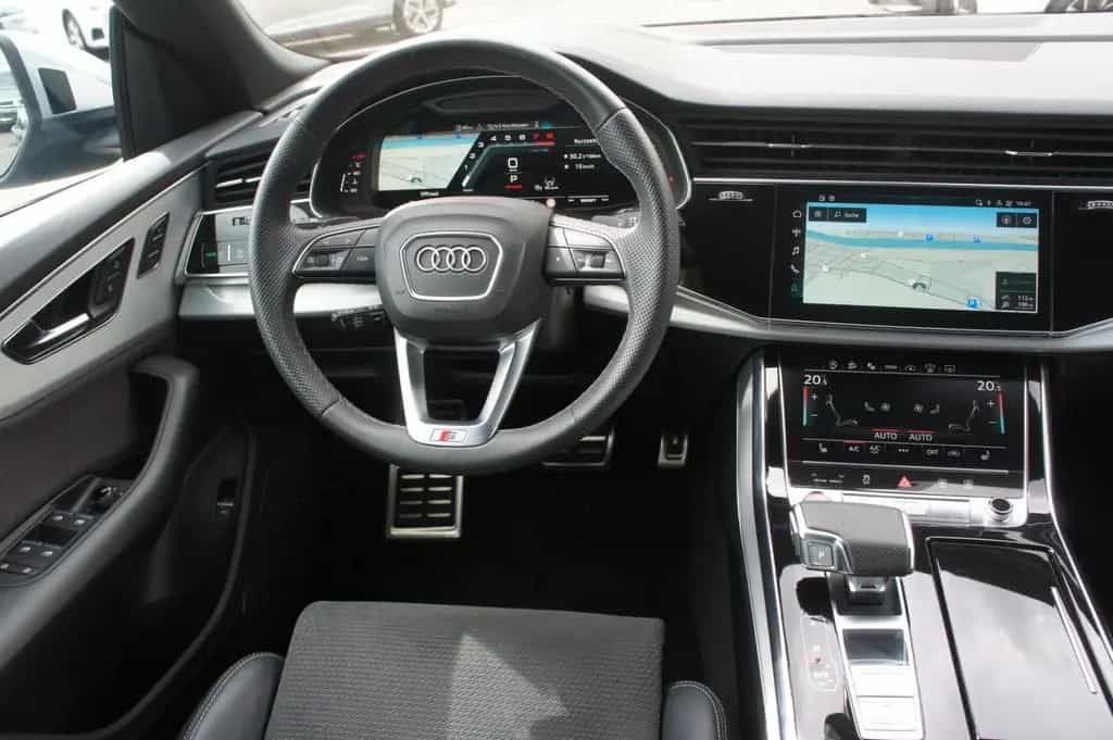 Audi SQ8 quattro*ACC*AHK*AIR*360°*HD-MATRIX*23Z*NP130 03/2022-photo-20
