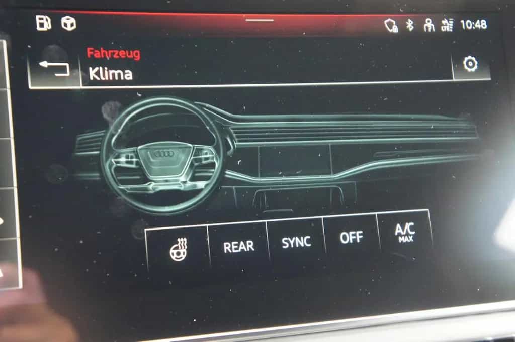 Audi SQ8 quattro*ACC*AHK*AIR*360°*HD-MATRIX*23Z*NP130 03/2022-photo-29