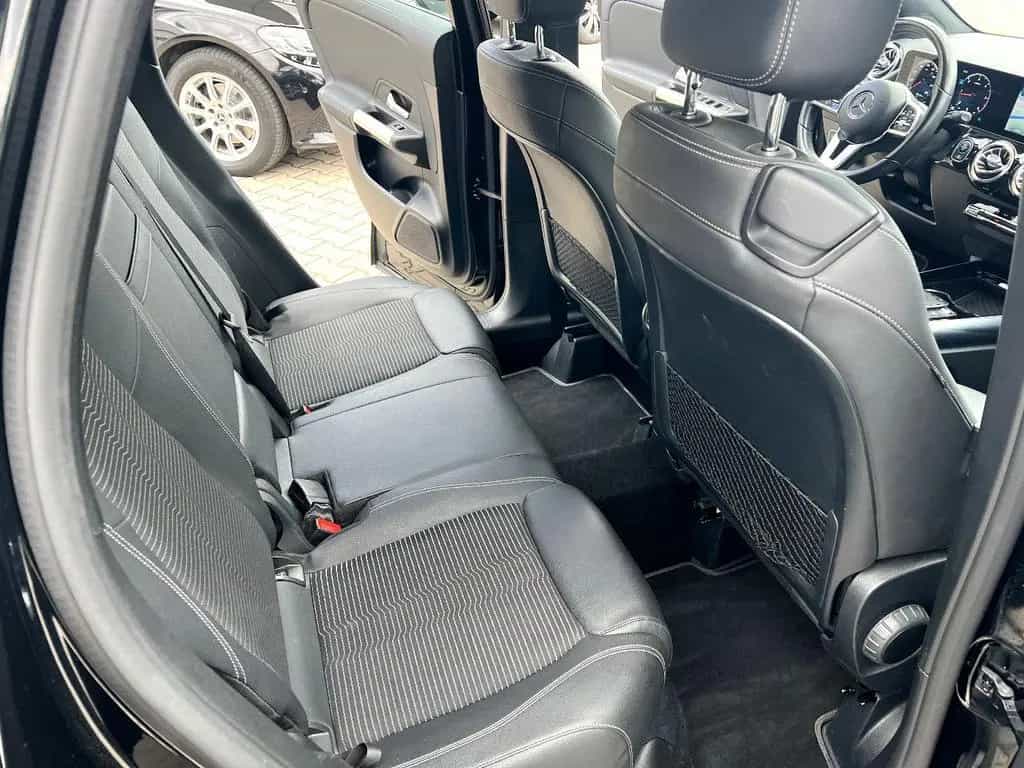 Mercedes-Benz GLA 200 d Progressive *LED Navi Leder AHK Kamera* 12/2020-photo-15
