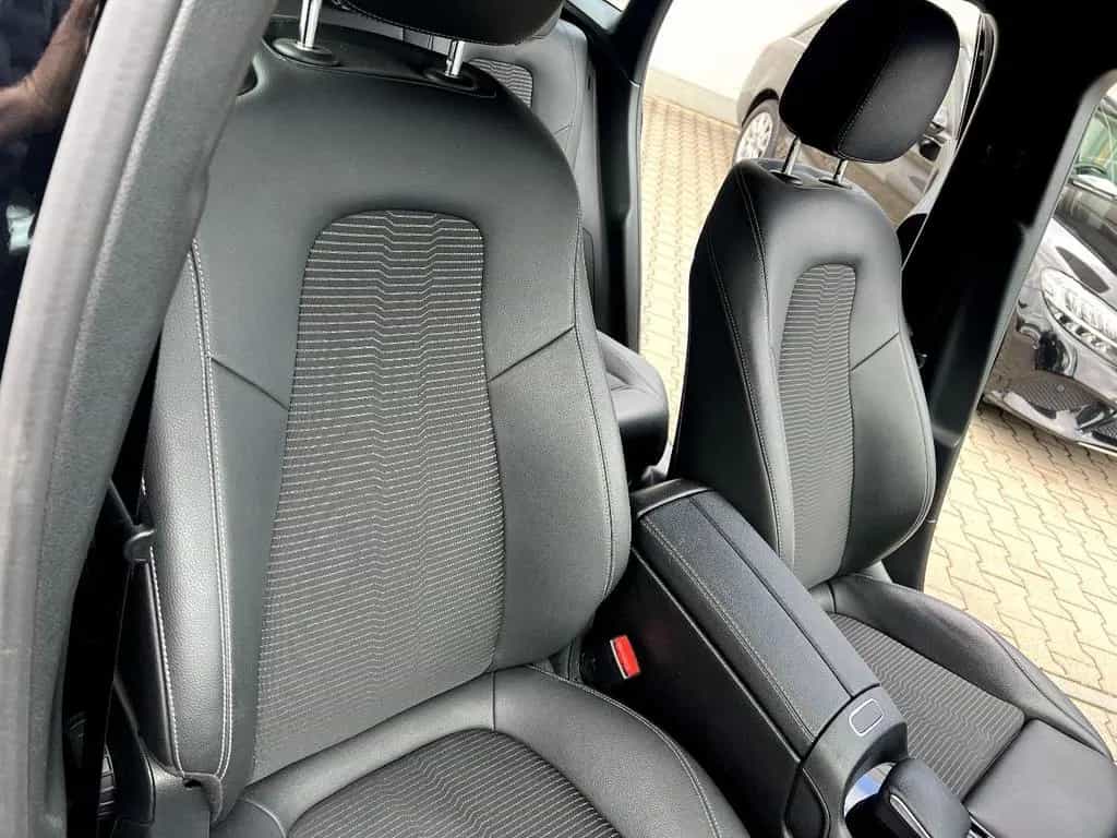 Mercedes-Benz GLA 200 d Progressive *LED Navi Leder AHK Kamera* 12/2020-photo-21