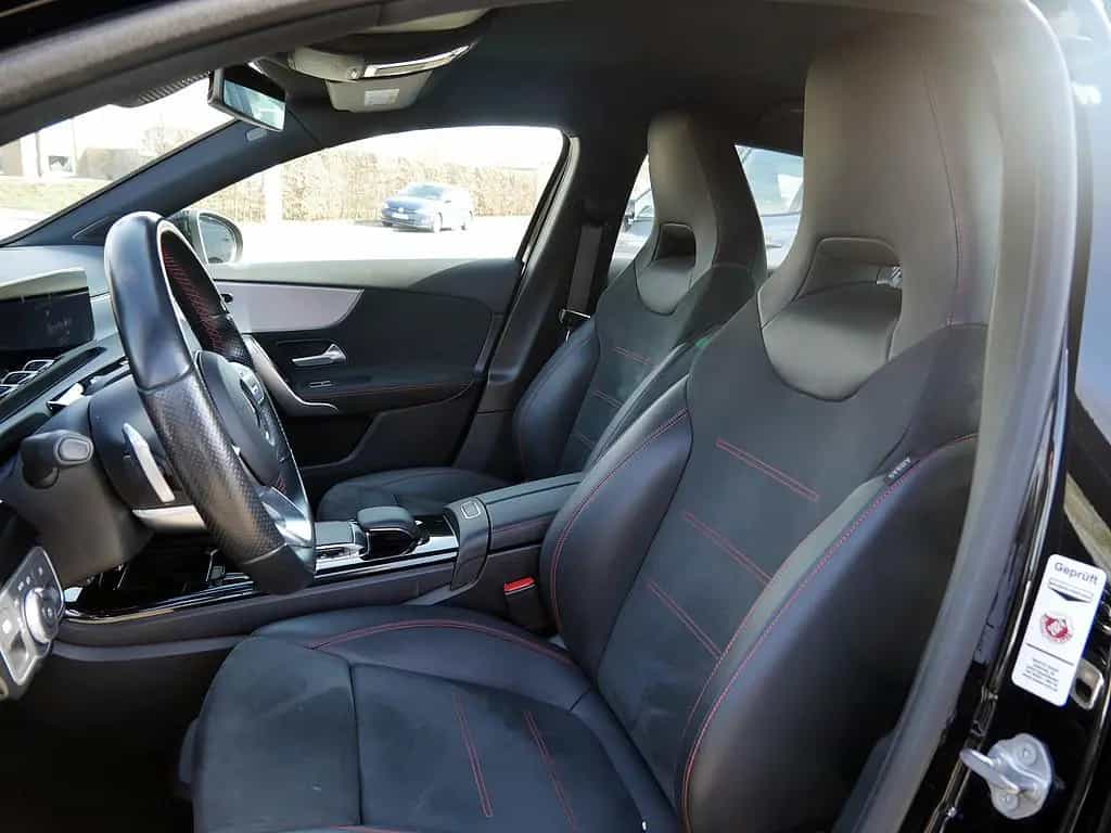 Mercedes-Benz A 250 AMG Line 05/2020-photo-17