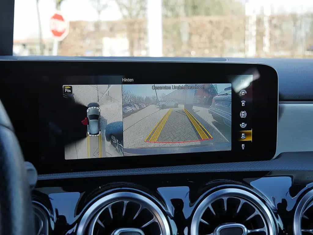 Mercedes-Benz A 250 AMG Line 05/2020-photo-18