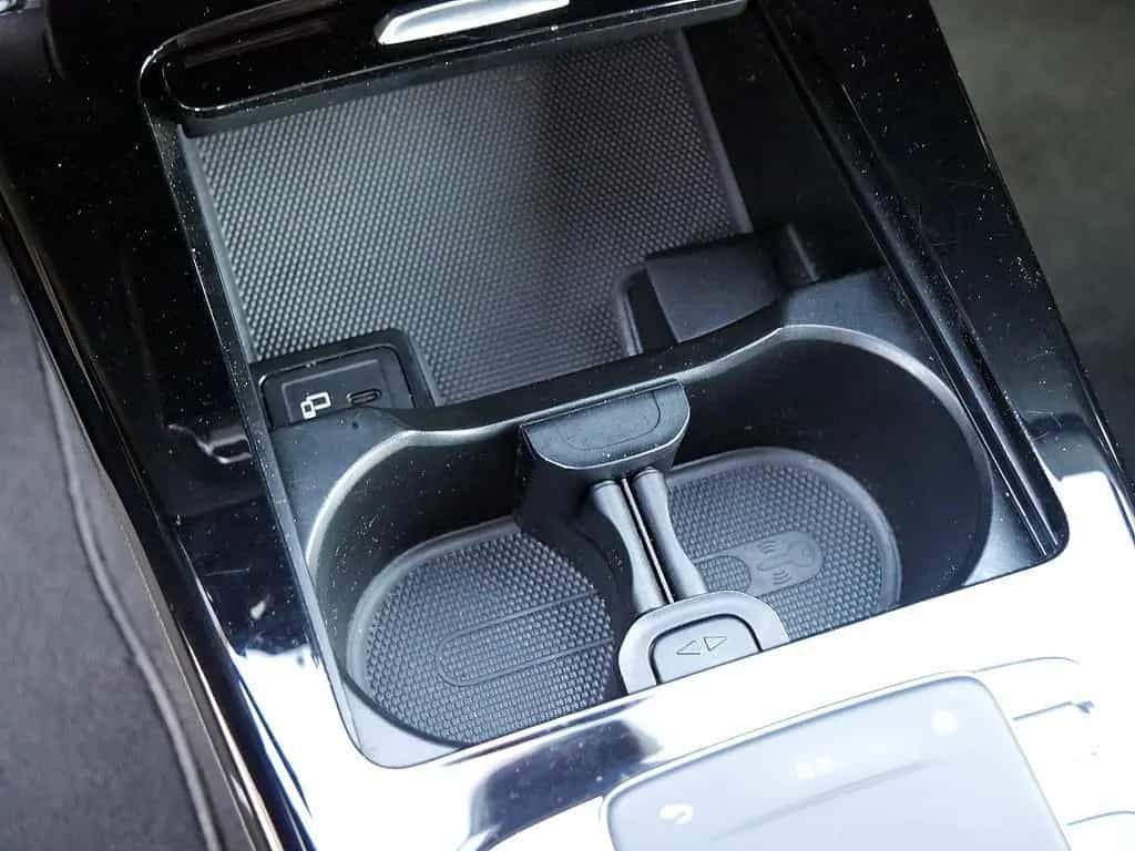 Mercedes-Benz A 250 AMG Line 05/2020-photo-22